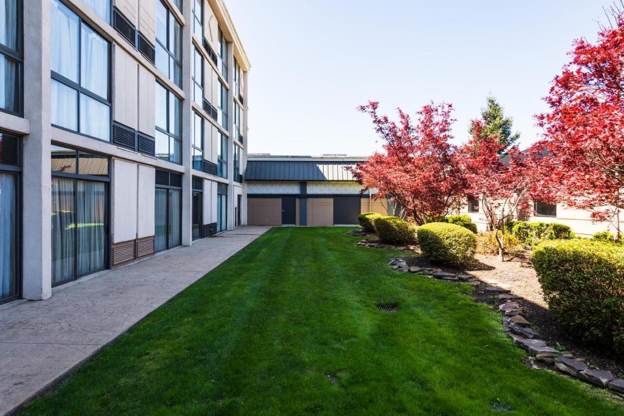 Holiday Inn South Plainfield-Piscataway By Ihg Kültér fotó