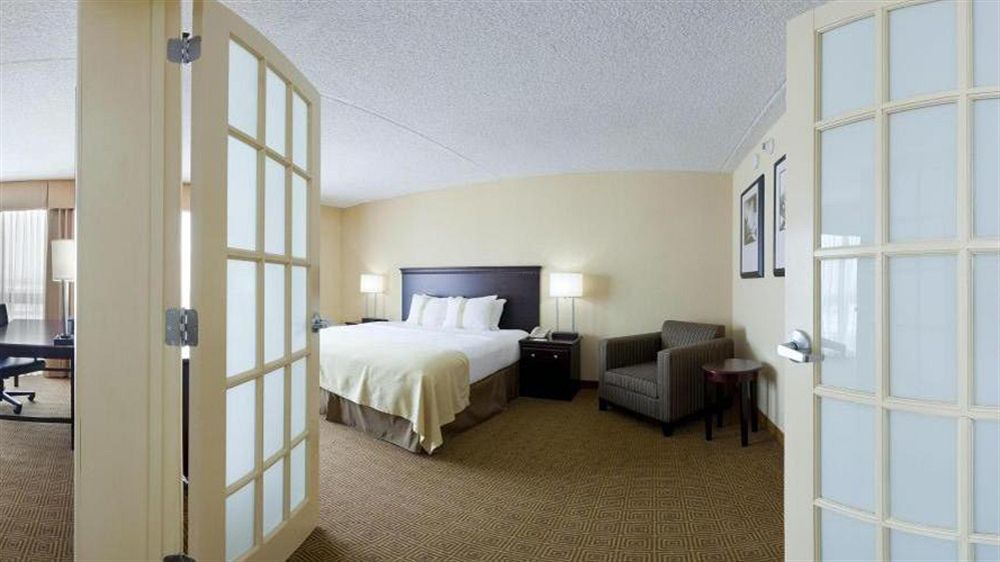 Holiday Inn South Plainfield-Piscataway By Ihg Kültér fotó
