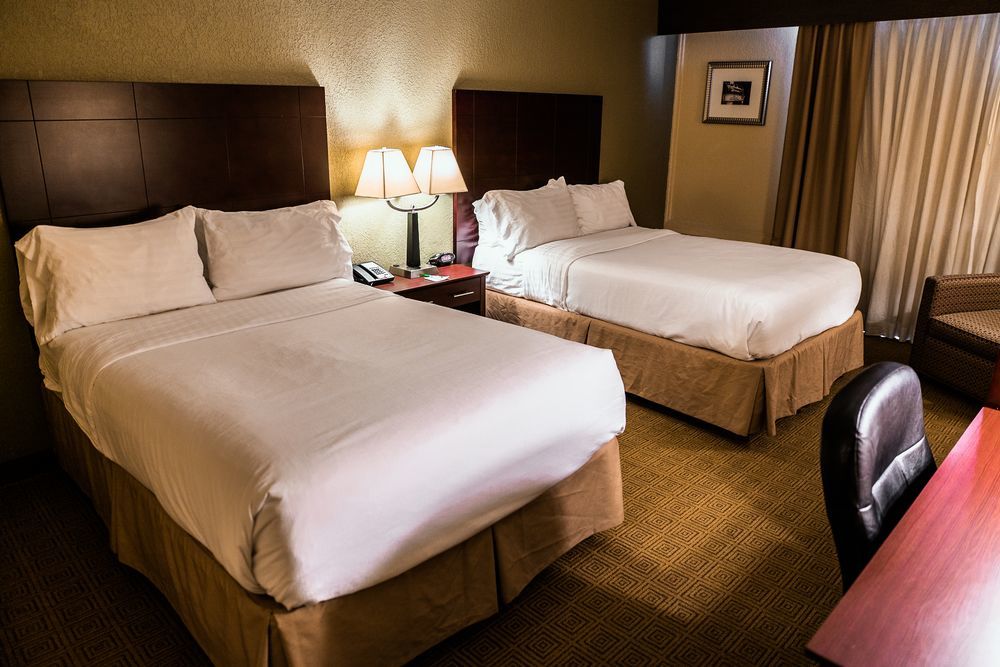 Holiday Inn South Plainfield-Piscataway By Ihg Kültér fotó