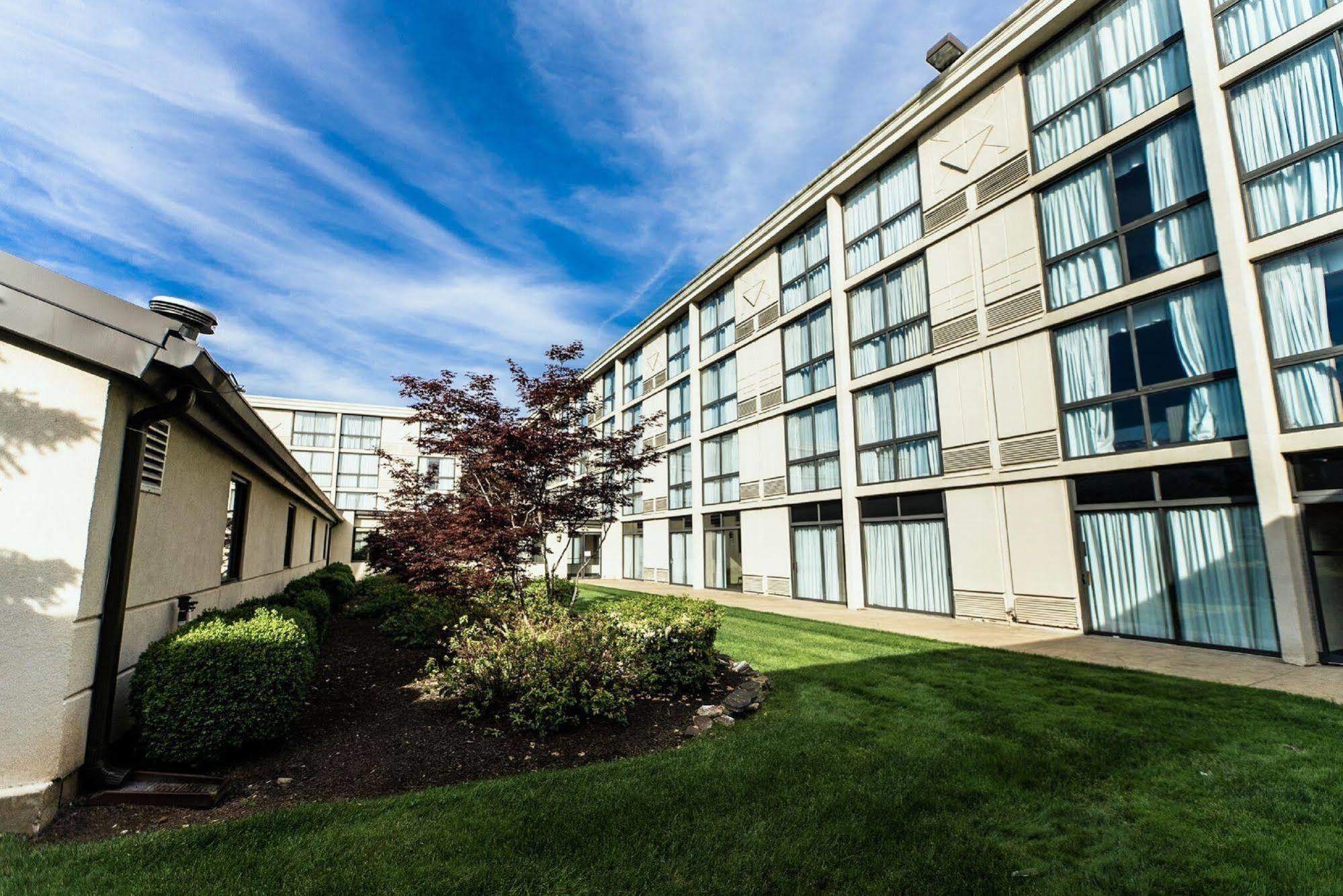 Holiday Inn South Plainfield-Piscataway By Ihg Kültér fotó
